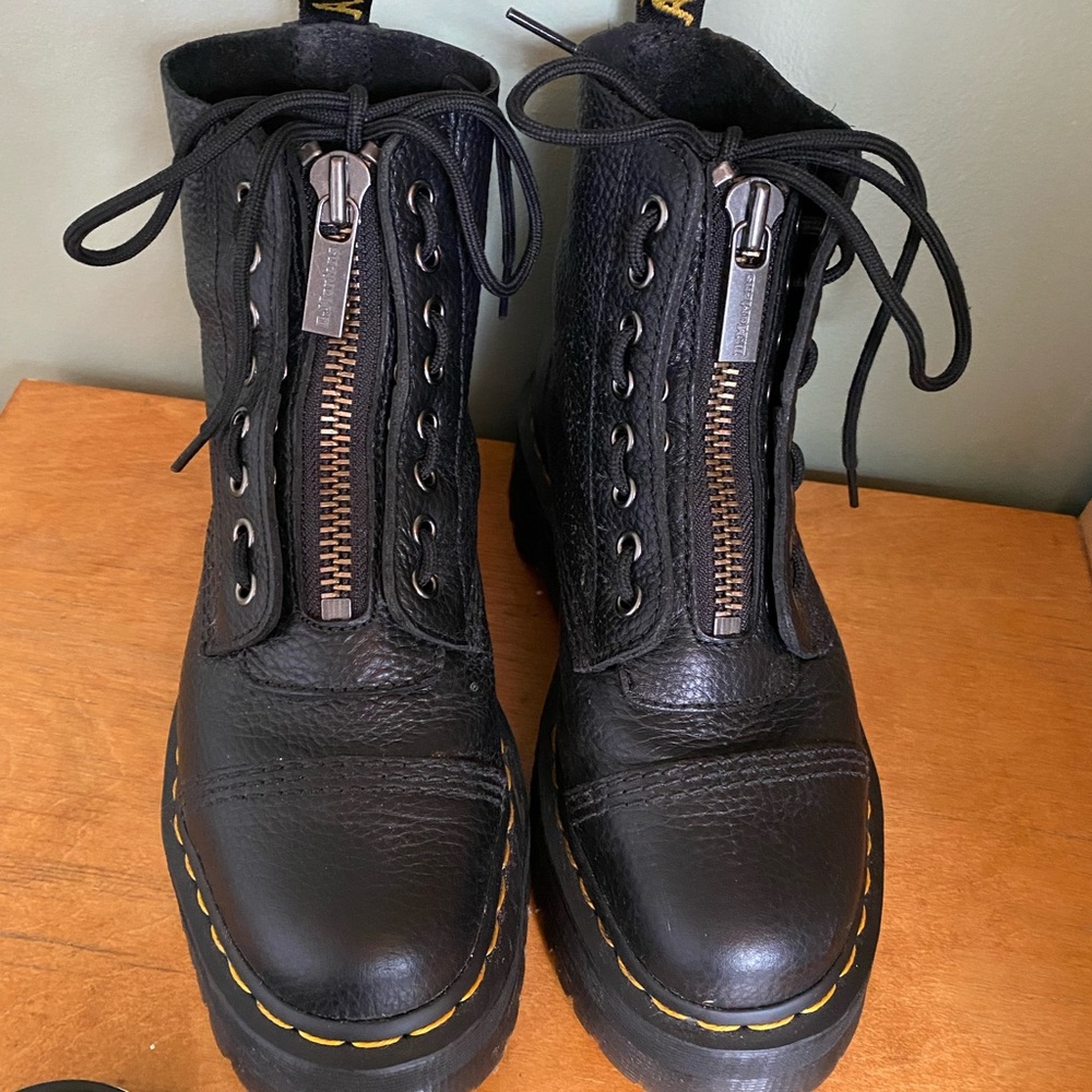 Dr. Martens Sinclair Platform